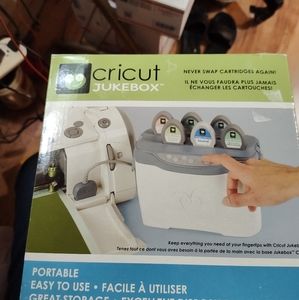 Cricut Jukebox Cartridge Station